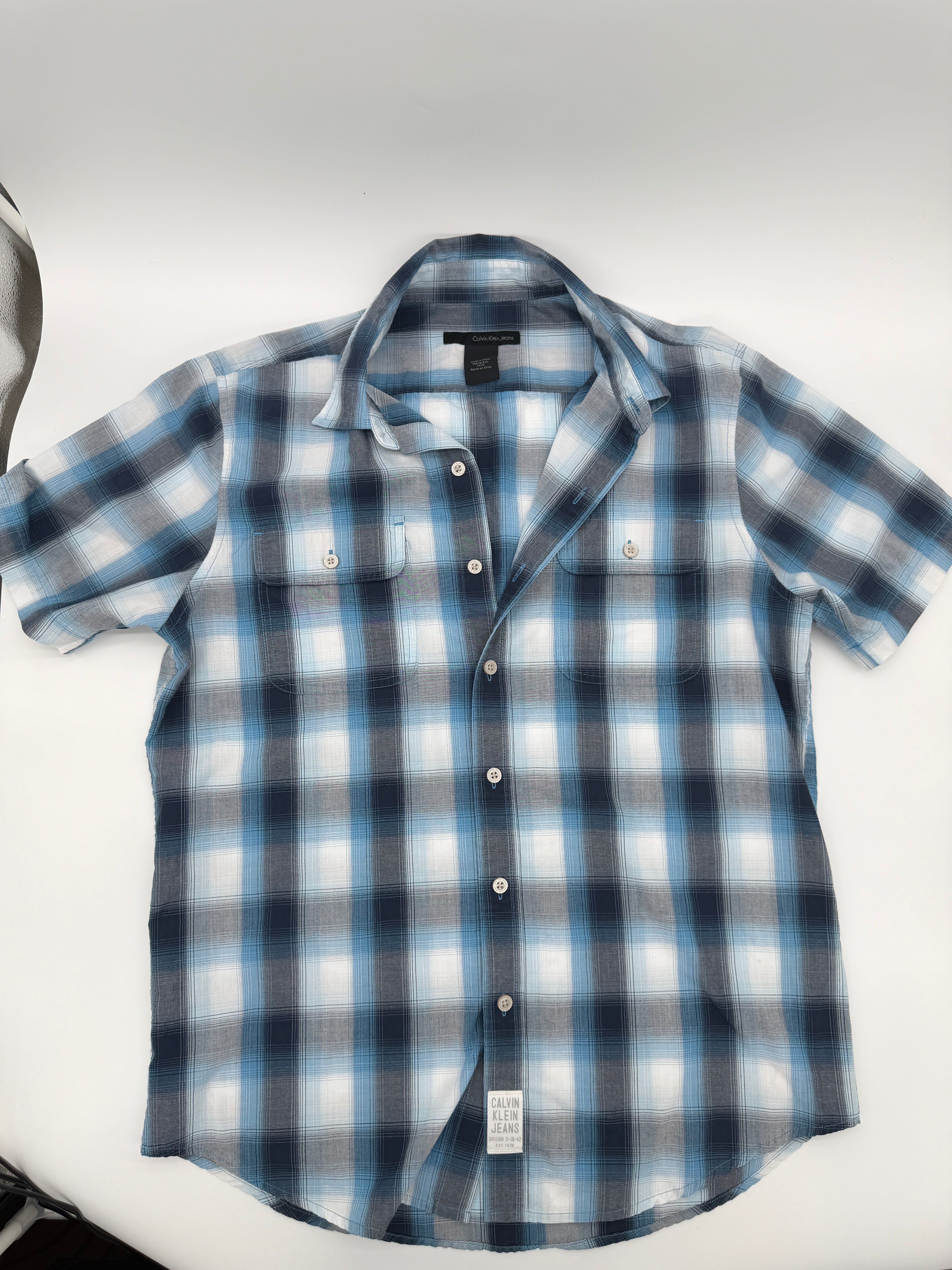 Calvin Klein Men's Blue Plaid Short Sleeve Shirt Medium Button up (pre-owned)