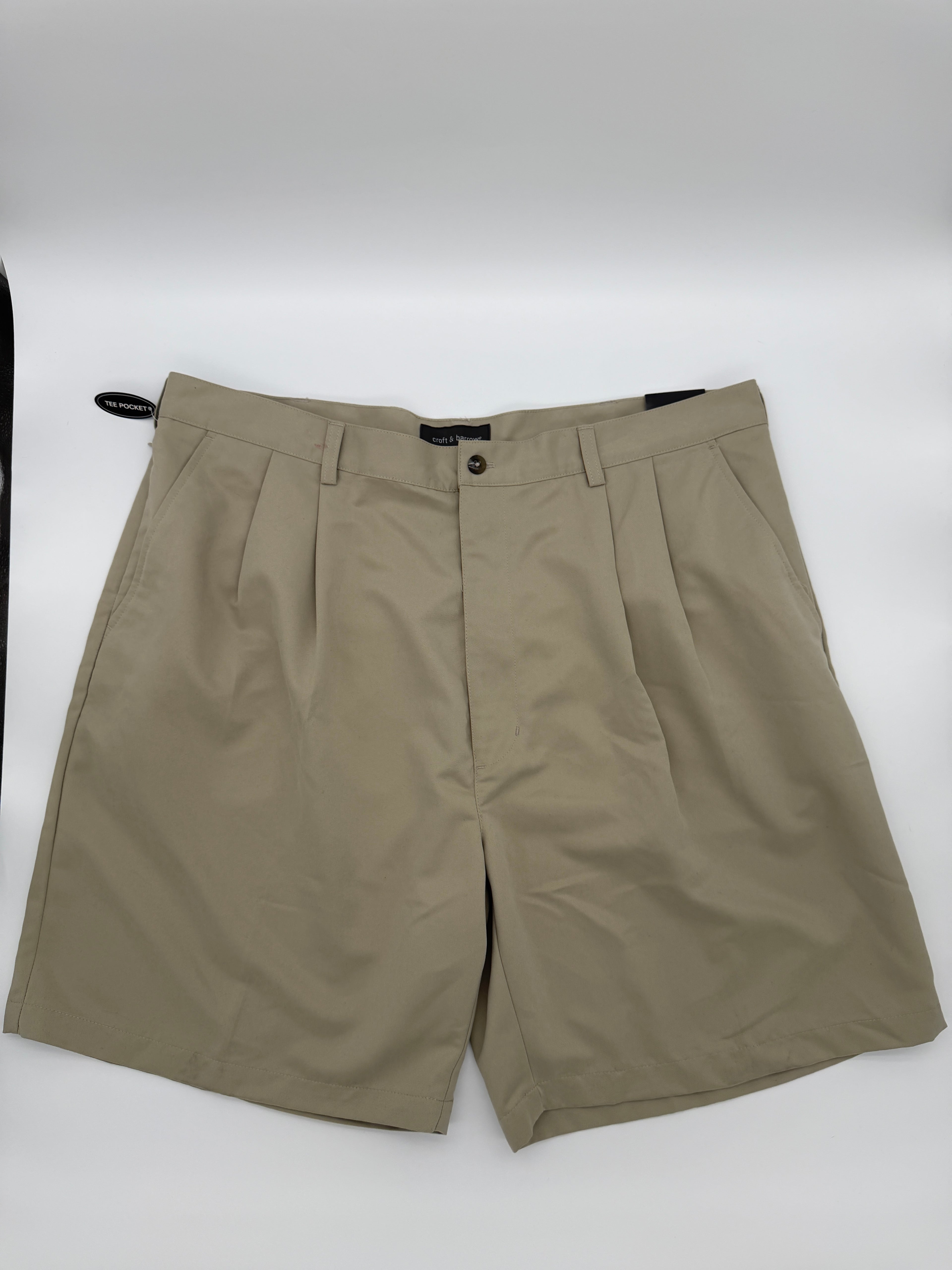 NWT Croft & Barrow Men’s Pleated Microfiber Golf Shorts Khaki Size 40 Moisture-Wicking