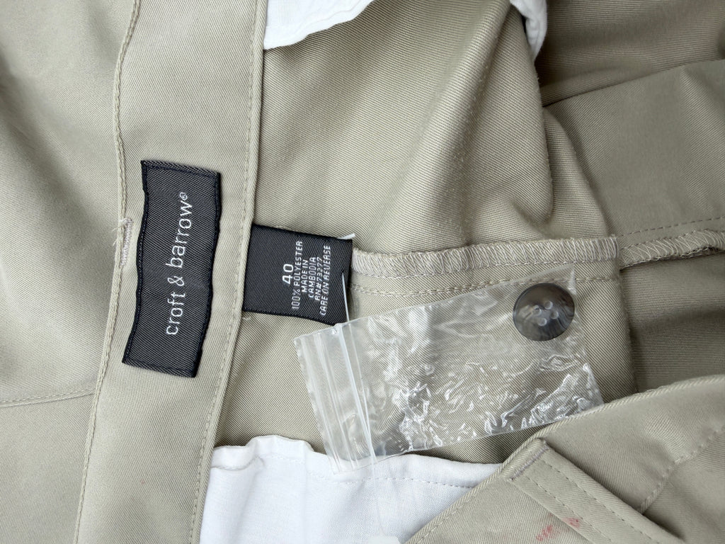 NWT Croft & Barrow Men’s Pleated Microfiber Golf Shorts Khaki Size 40 Moisture-Wicking