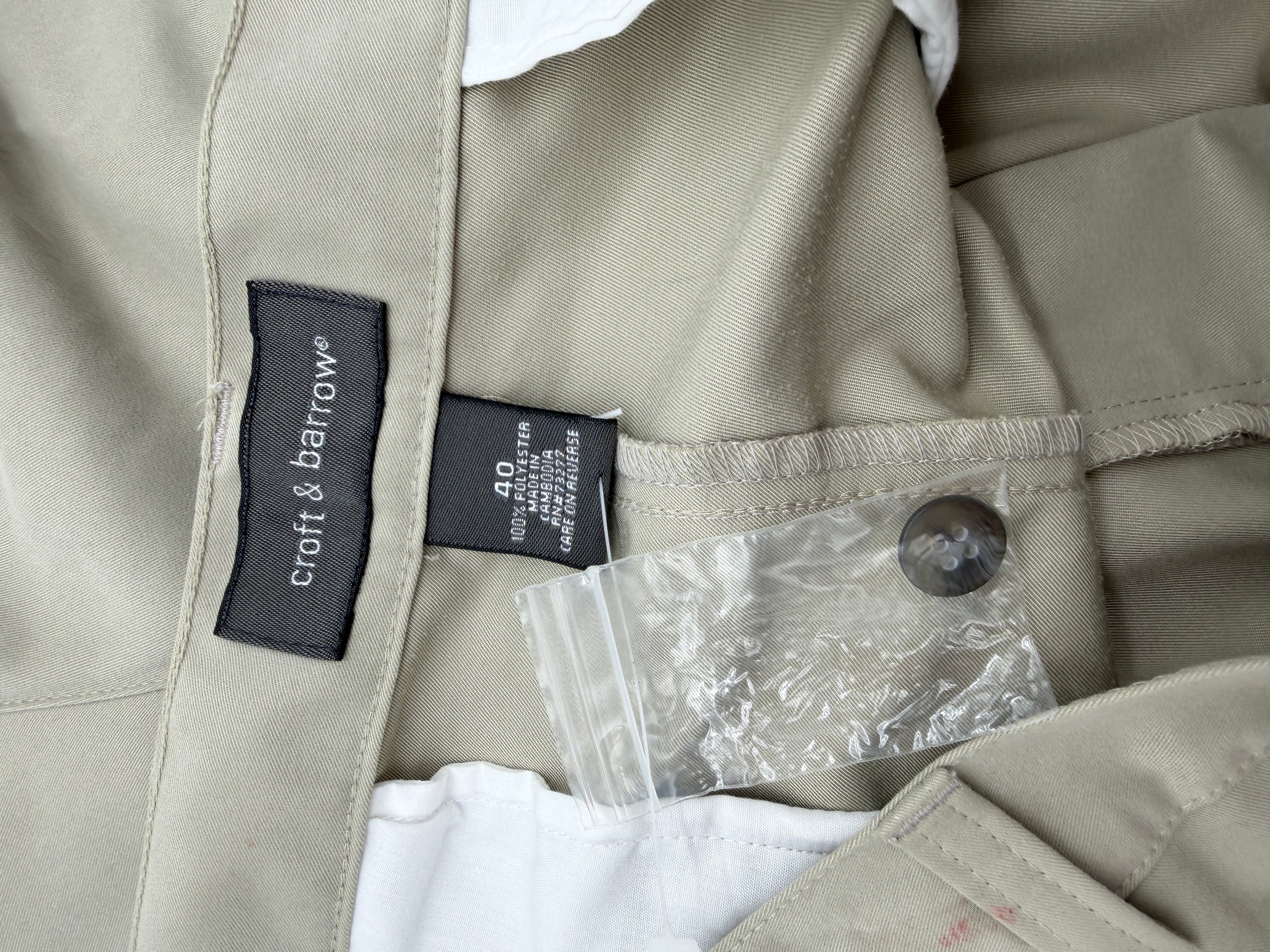 NWT Croft & Barrow Men’s Pleated Microfiber Golf Shorts Khaki Size 40 Moisture-Wicking